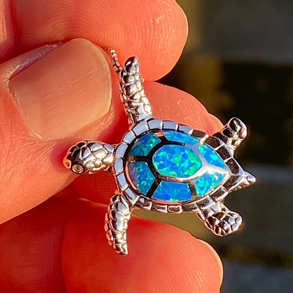 Blue opal s925 sterling silver sea turtle pendant with box chain gift new - Picture 2 of 4